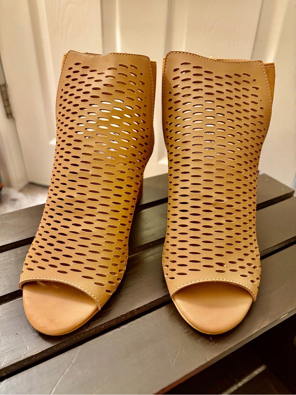 Size 9 Steve Madden Open Toe Booties